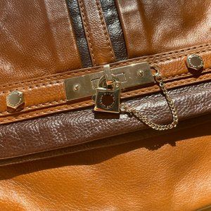 Marc by Marc Jacobs - Magazine Fold-over Clutch Bag - Camel/ Brown